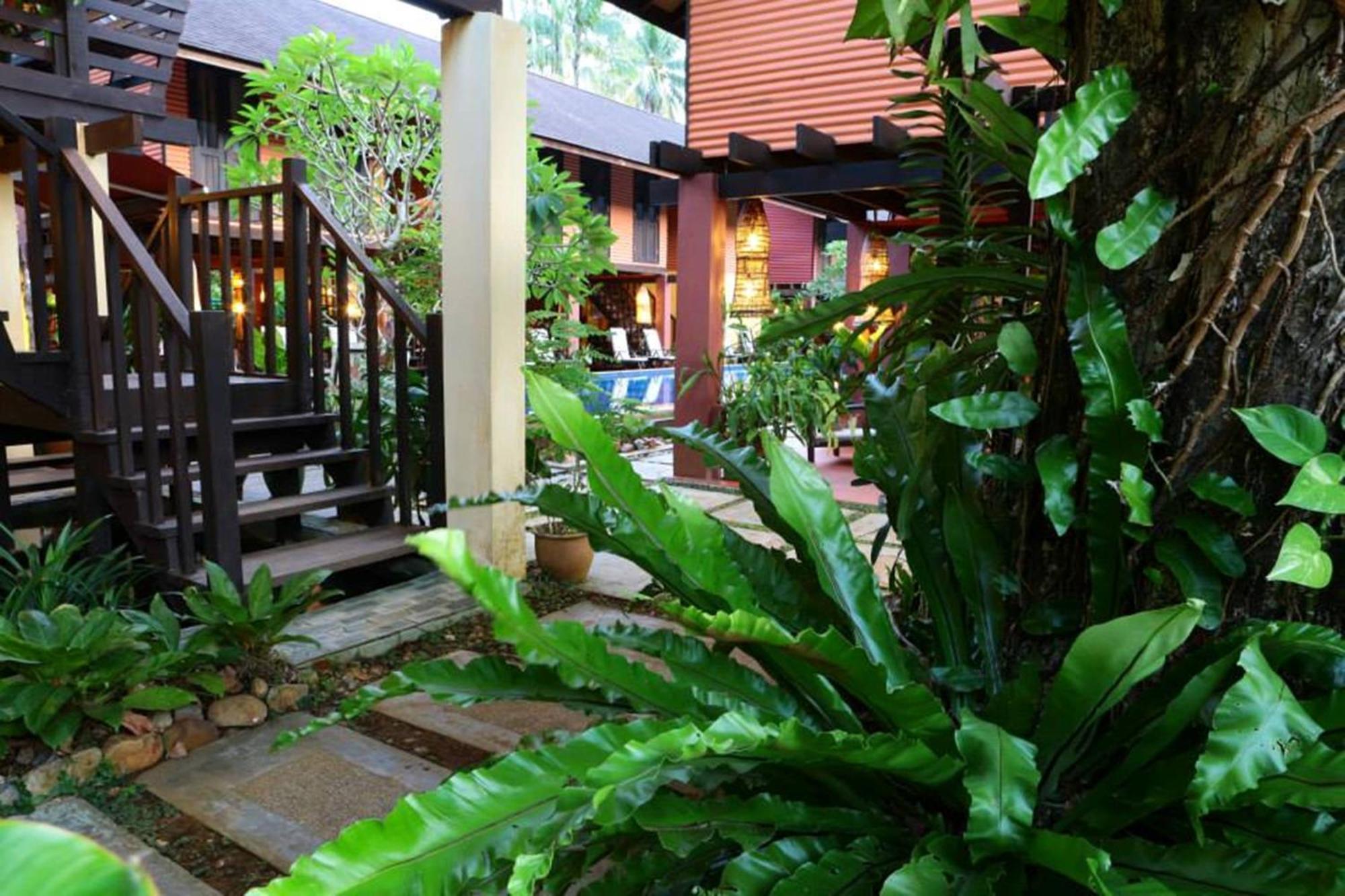 The Village House Santubong Exteriör bild